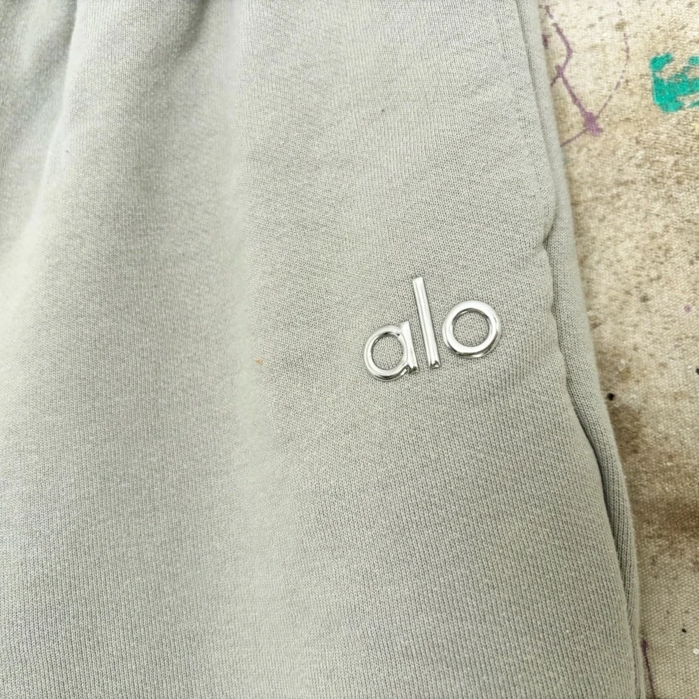 ALO Yoga excellent no